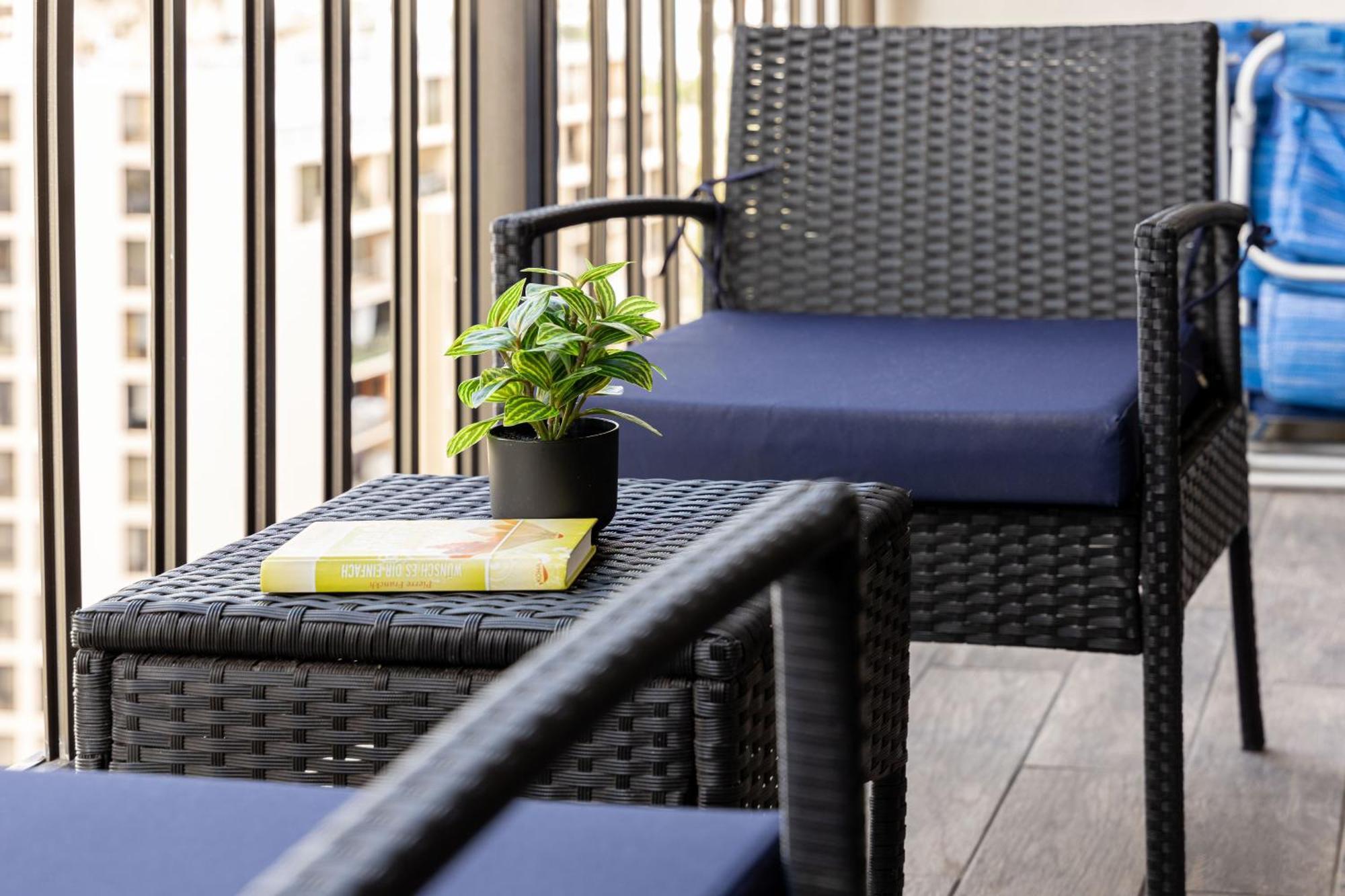 Aloha Vibes With Ocean Views, Near Beach & Parking! Honolulu Extérieur photo