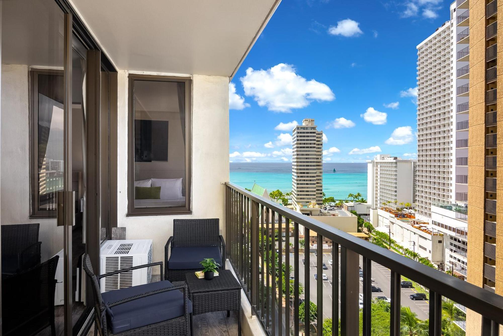 Aloha Vibes With Ocean Views, Near Beach & Parking! Honolulu Extérieur photo